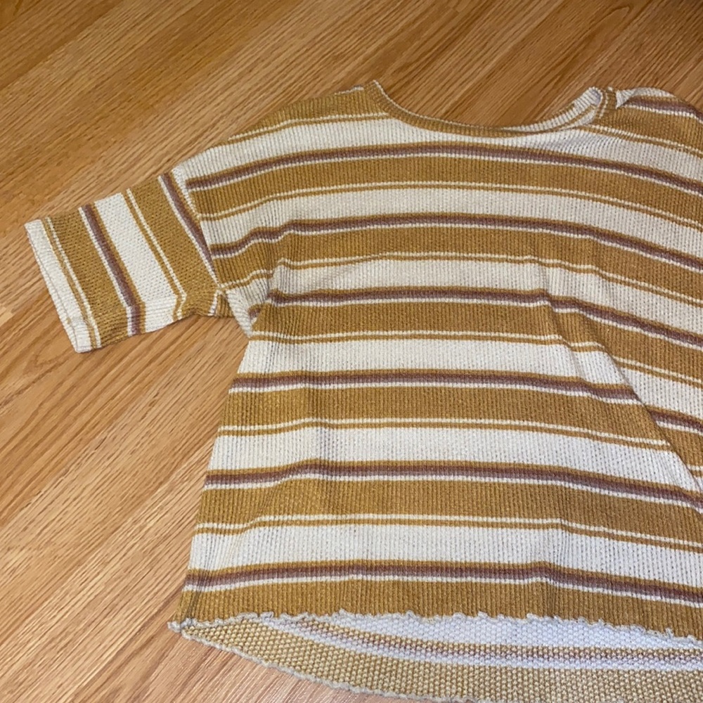 NWOT Retro Lettuce Bottom Tee!